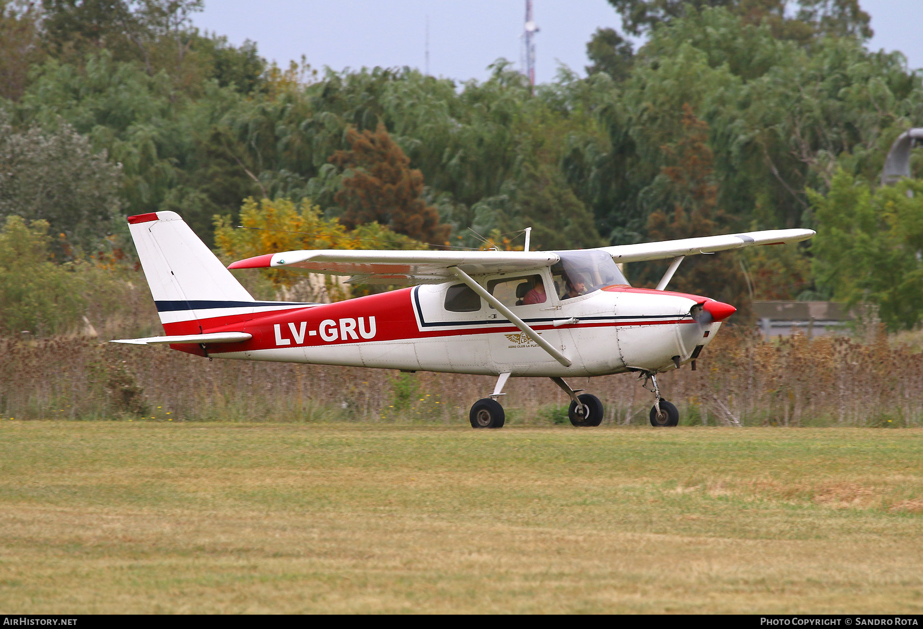 Aircraft Photo of LV-GRU | Cessna 172A | Aero Club La Plata | AirHistory.net #366623