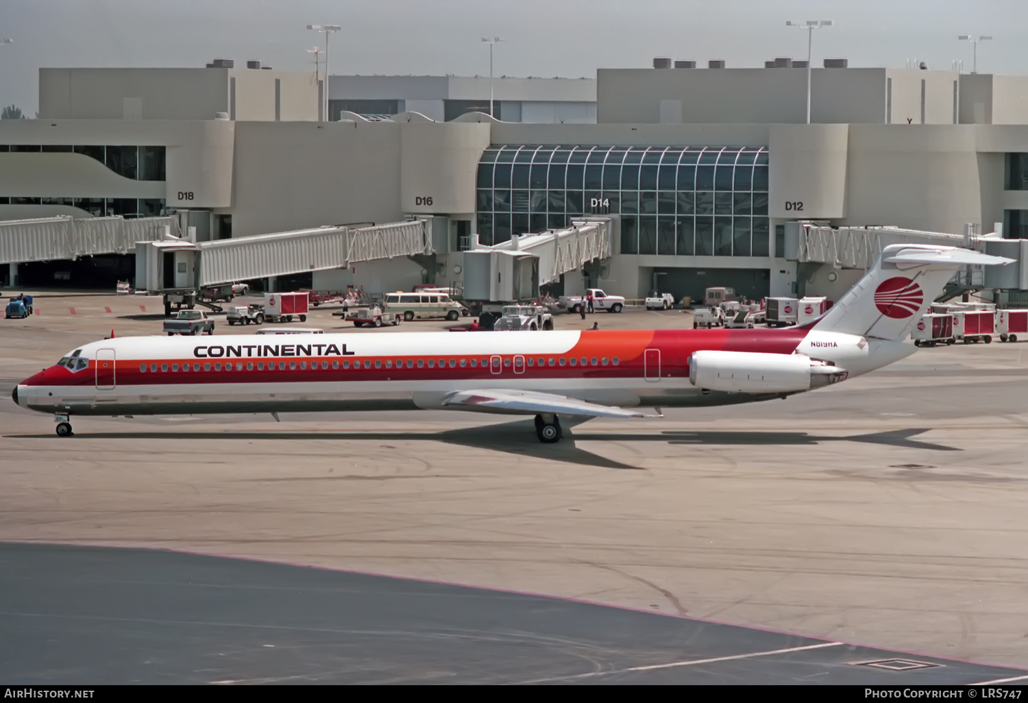 Aircraft Photo of N819HA | McDonnell Douglas MD-81 (DC-9-81) | Continental Airlines | AirHistory.net #366654