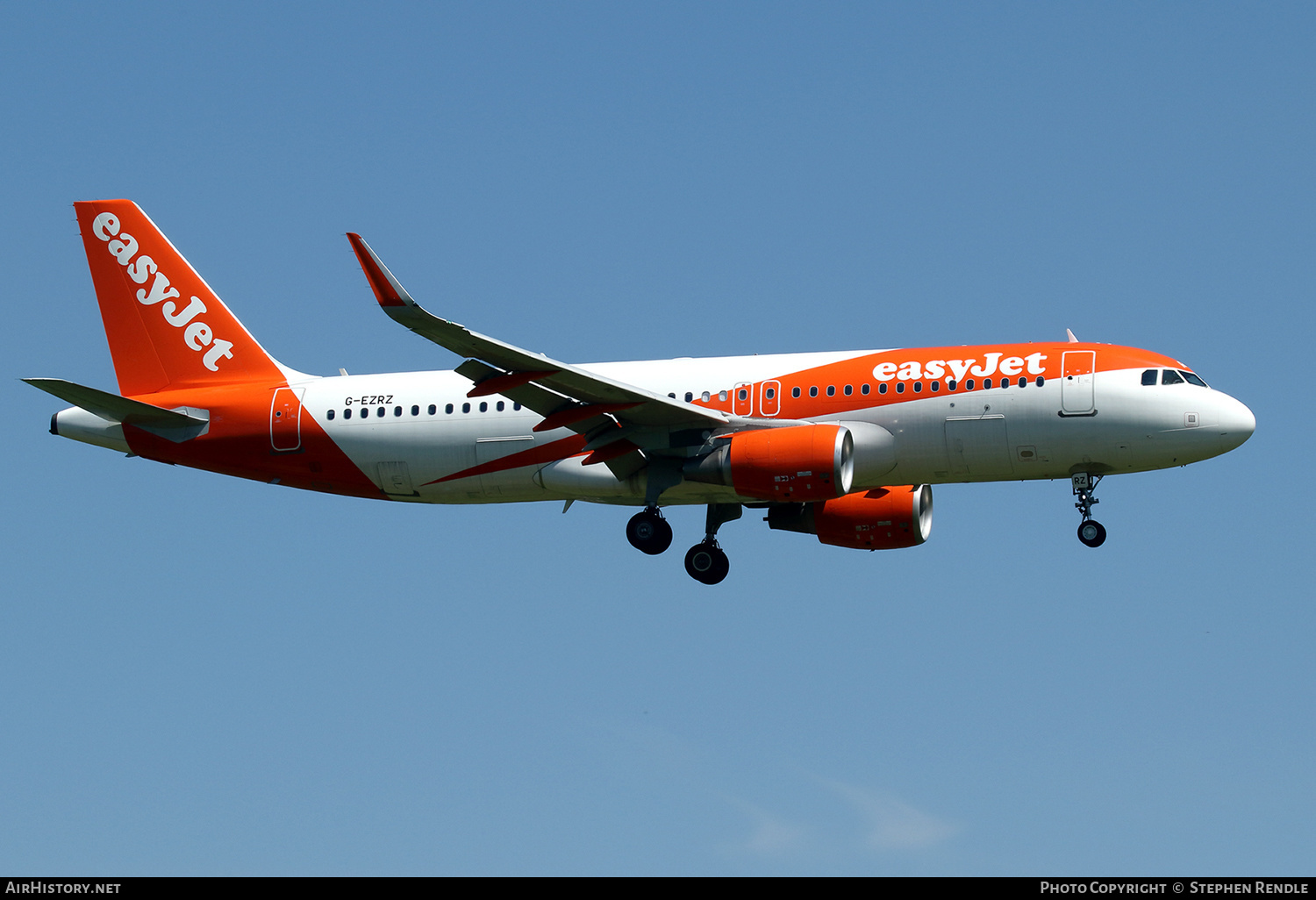 Aircraft Photo of G-EZRZ | Airbus A320-214 | EasyJet | AirHistory.net #366667