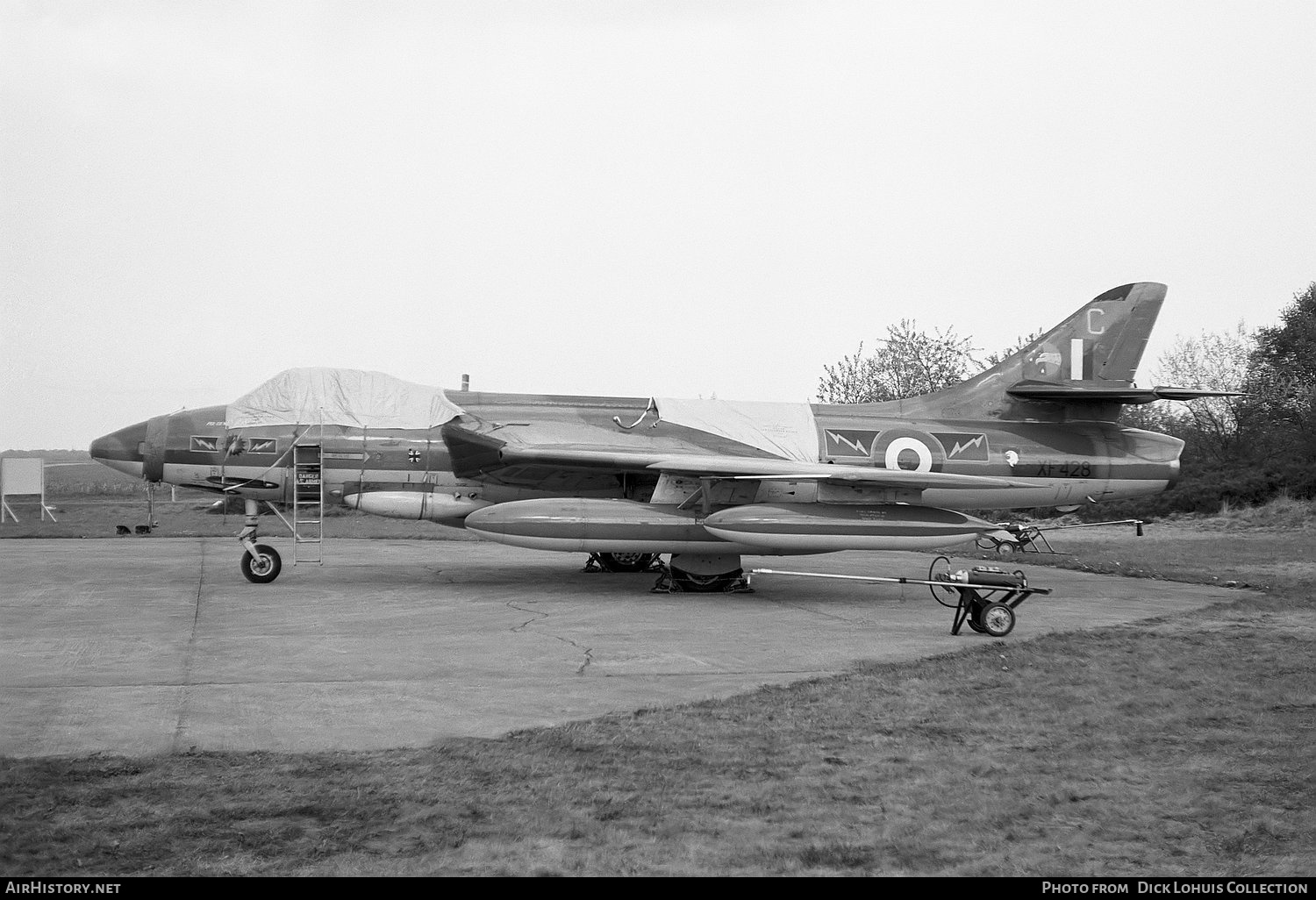 Aircraft Photo of XF428 | Hawker Hunter FR10 | UK - Air Force | AirHistory.net #366688