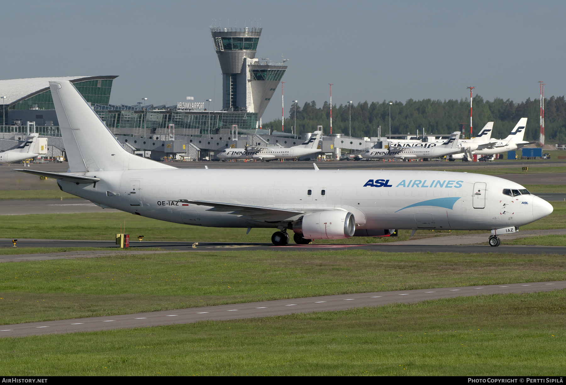 Aircraft Photo of OE-IAZ | Boeing 737-4Q8(SF) | ASL Airlines | AirHistory.net #366734