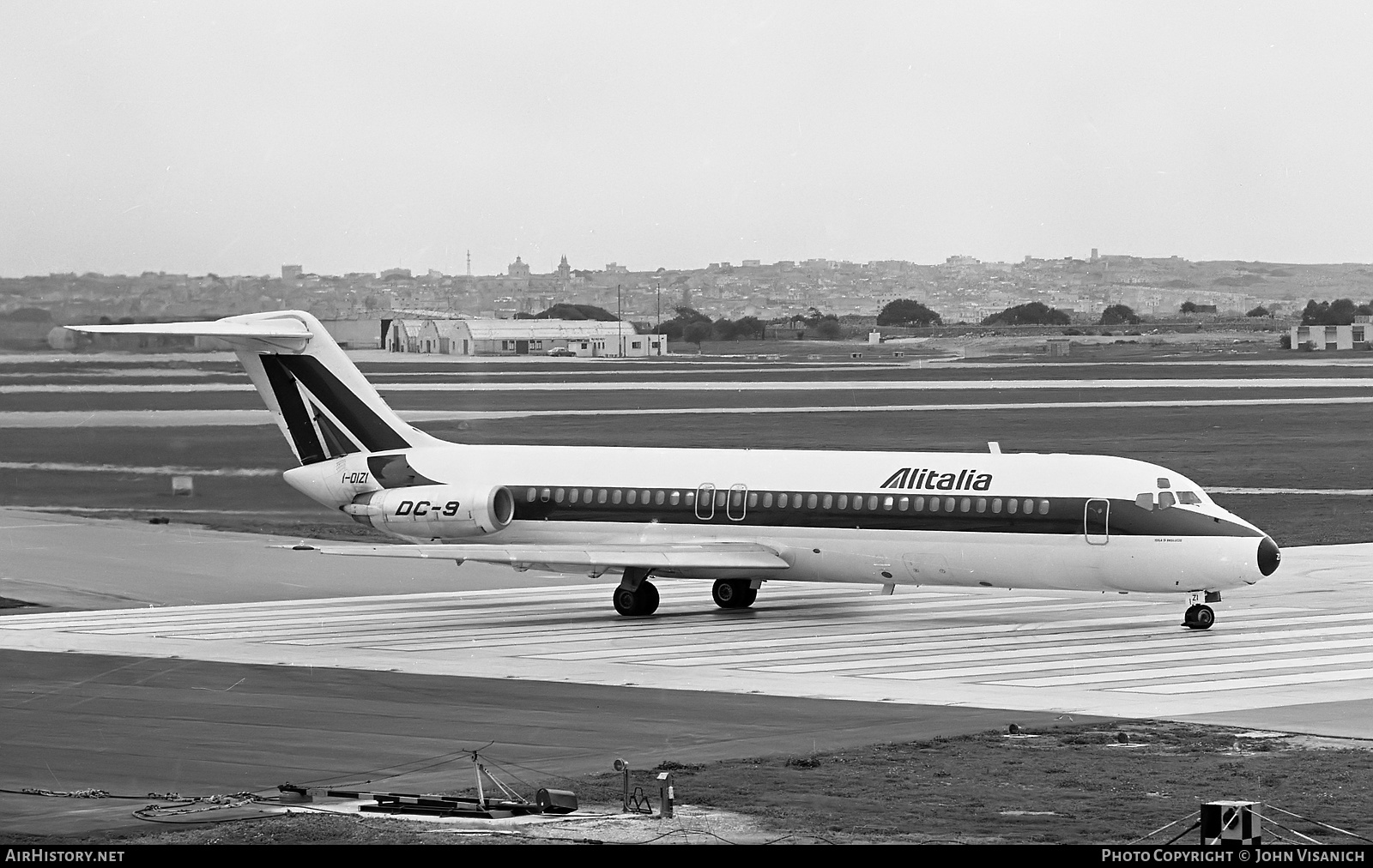Aircraft Photo of I-DIZI | McDonnell Douglas DC-9-32 | Alitalia | AirHistory.net #366845
