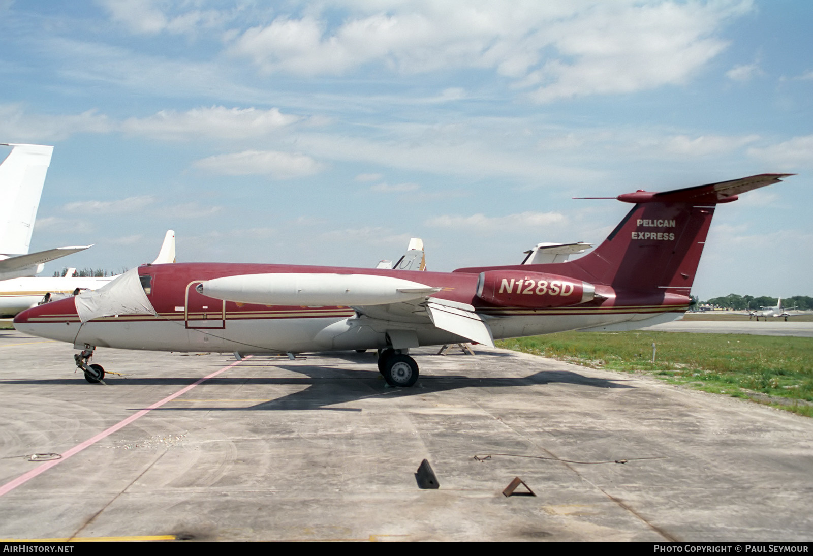 Aircraft Photo of N128SD | HFB HFB-320 Hansa Jet | Pelican Express | AirHistory.net #366917