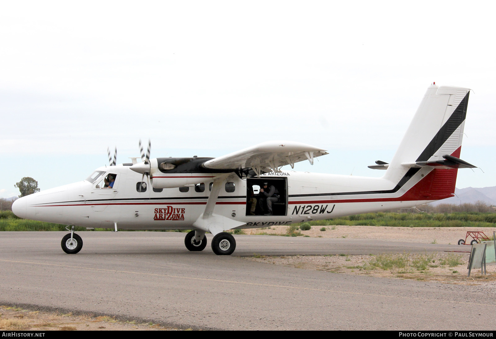 Aircraft Photo of N128WJ | De Havilland Canada DHC-6-200 Twin Otter | Skydive Arizona | AirHistory.net #366950