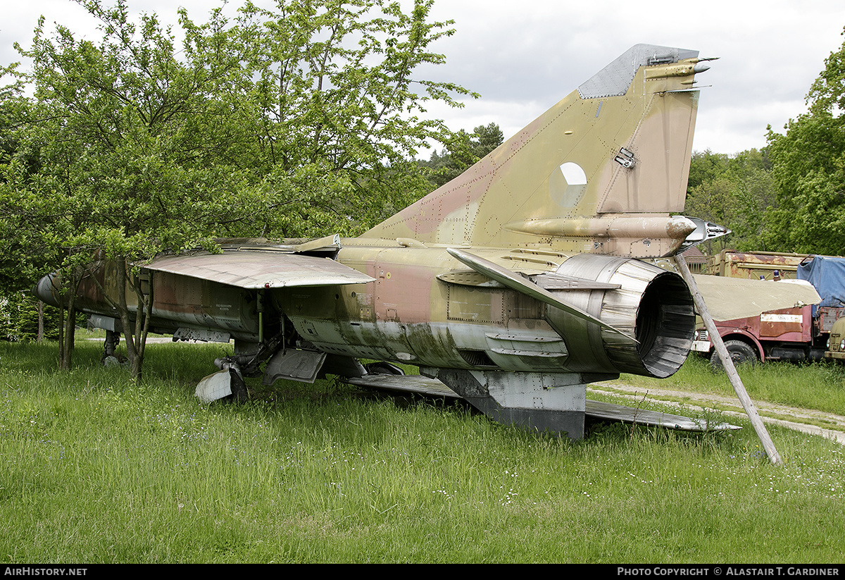 Aircraft Photo of 4860 | Mikoyan-Gurevich MiG-23ML | Czechia - Air Force | AirHistory.net #367073