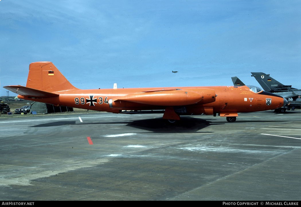 Aircraft Photo of 9934 | English Electric Canberra B2 | Germany - Air Force | AirHistory.net #367152