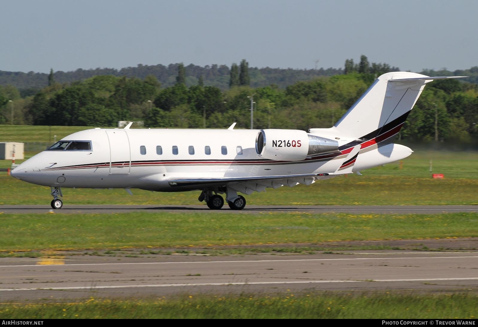 Aircraft Photo of N216QS | Bombardier Challenger 650 (CL-600-2B16) | AirHistory.net #367153