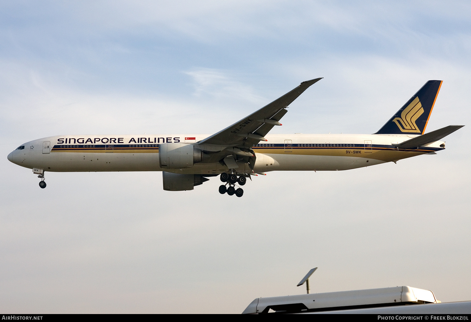 Aircraft Photo of 9V-SWK | Boeing 777-312/ER | Singapore Airlines | AirHistory.net #367178
