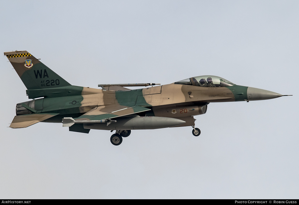 Aircraft Photo of 86-0220 / AF86-220 | General Dynamics F-16C Fighting Falcon | USA - Air Force | AirHistory.net #367223