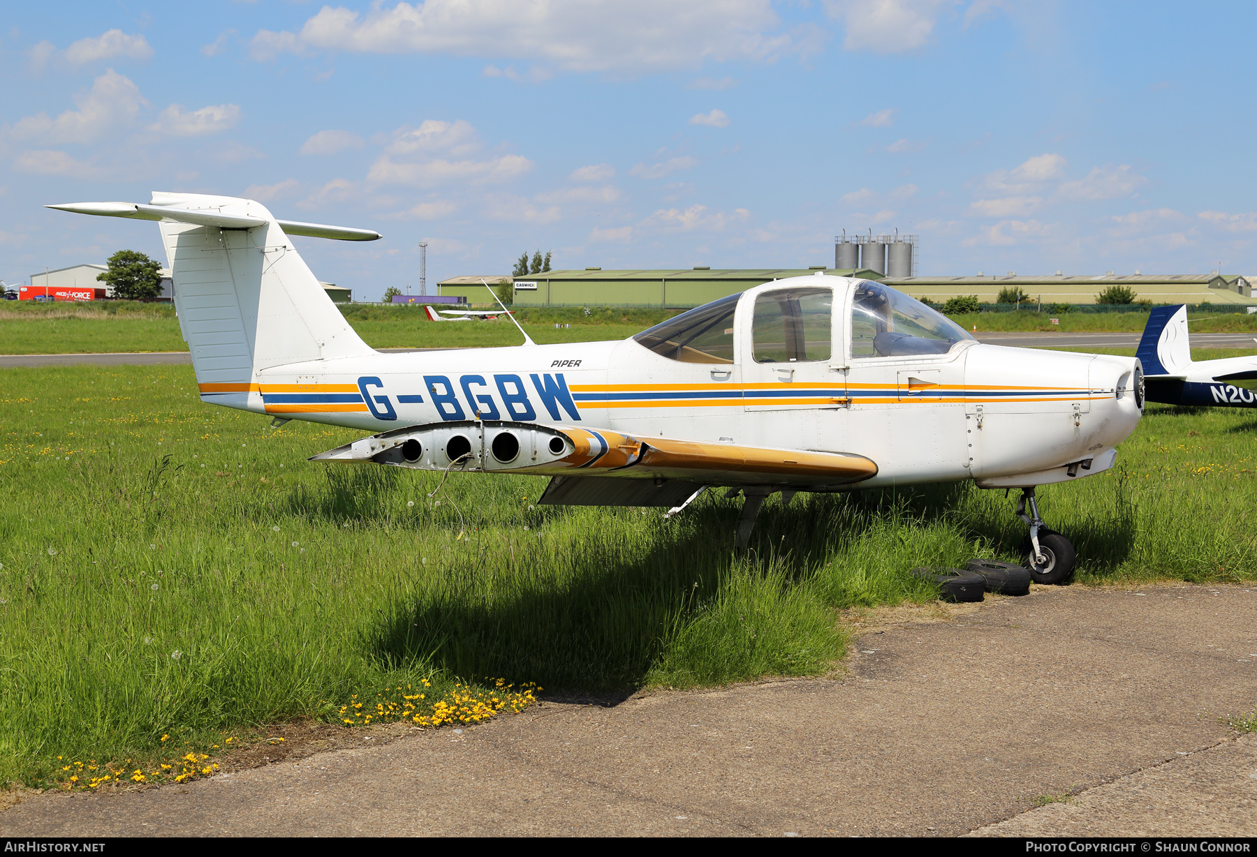 Aircraft Photo of G-BGBW | Piper PA-38-112 Tomahawk | AirHistory.net #367276