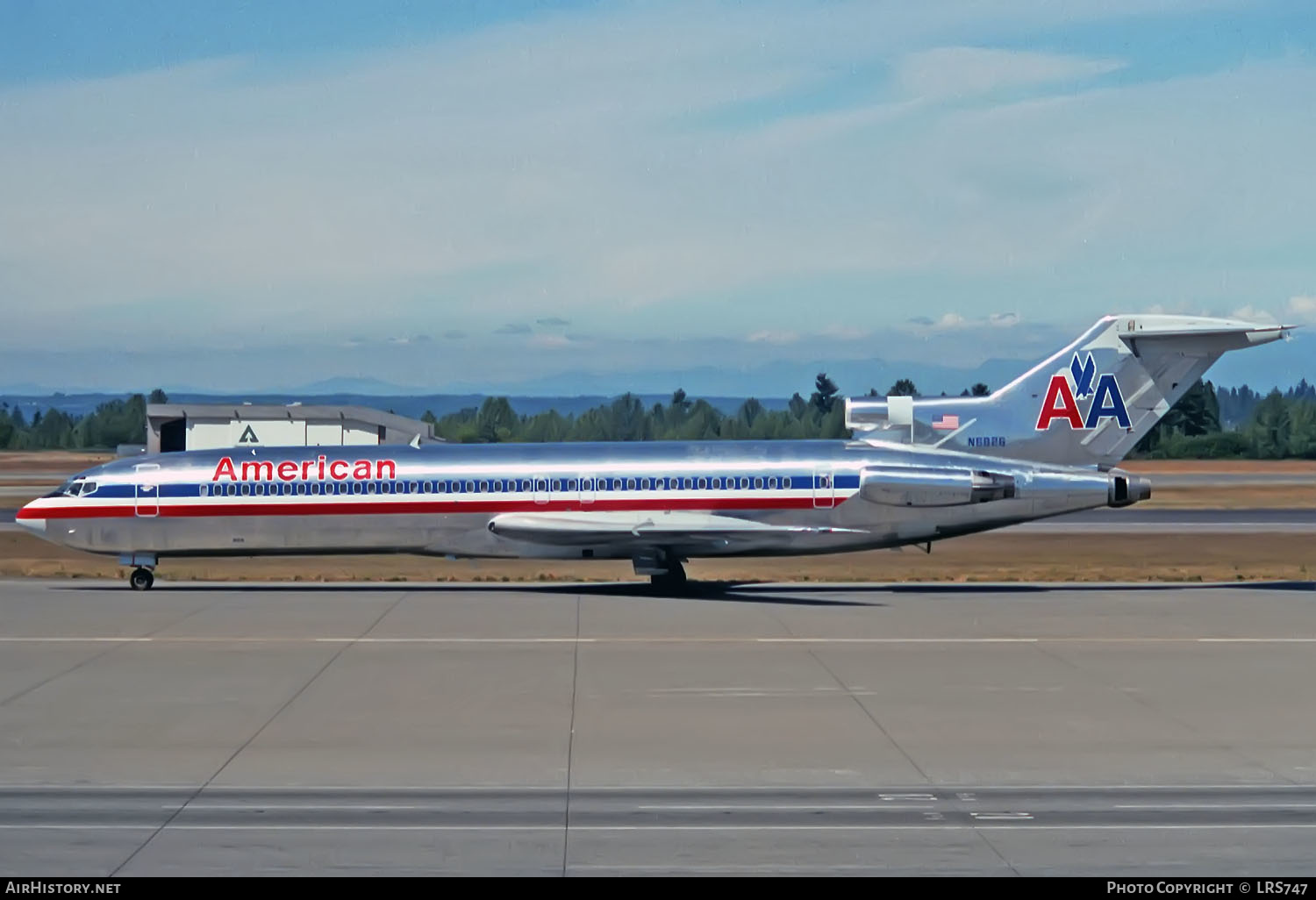 Aircraft Photo of N6826 | Boeing 727-223 | American Airlines | AirHistory.net #367295