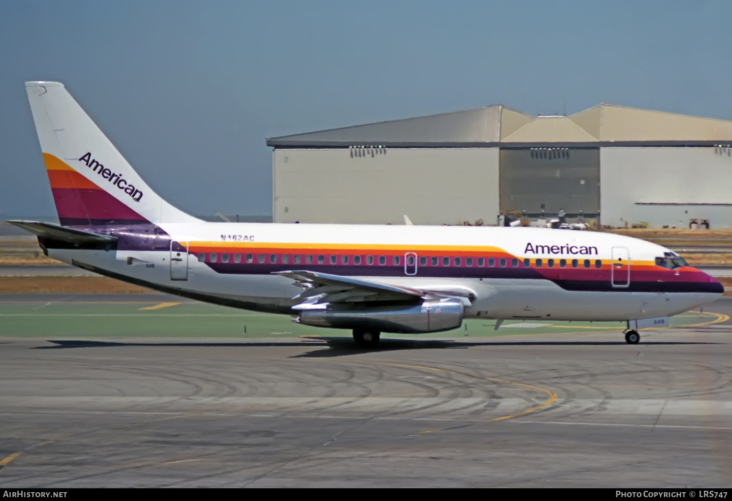 Aircraft Photo of N462AC | Boeing 737-293 | American Airlines | AirHistory.net #367296