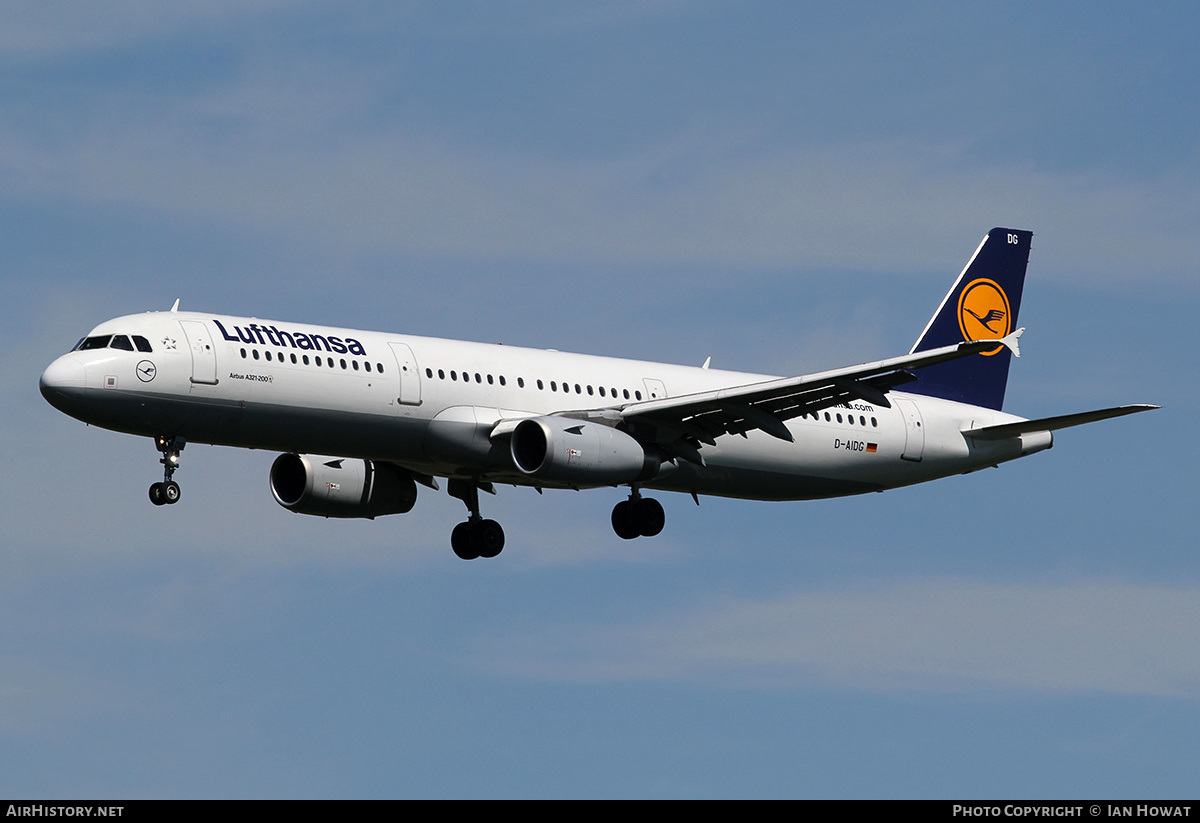Aircraft Photo of D-AIDG | Airbus A321-231 | Lufthansa | AirHistory.net #367312