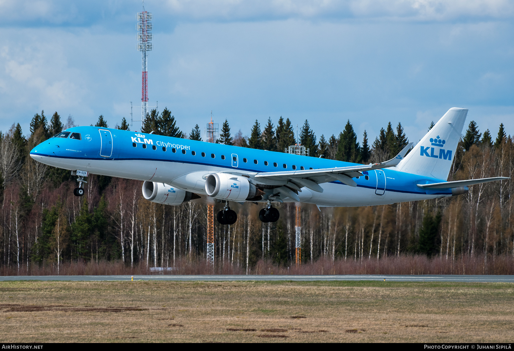 Aircraft Photo of PH-EZA | Embraer 190STD (ERJ-190-100STD) | KLM Cityhopper | AirHistory.net #367364