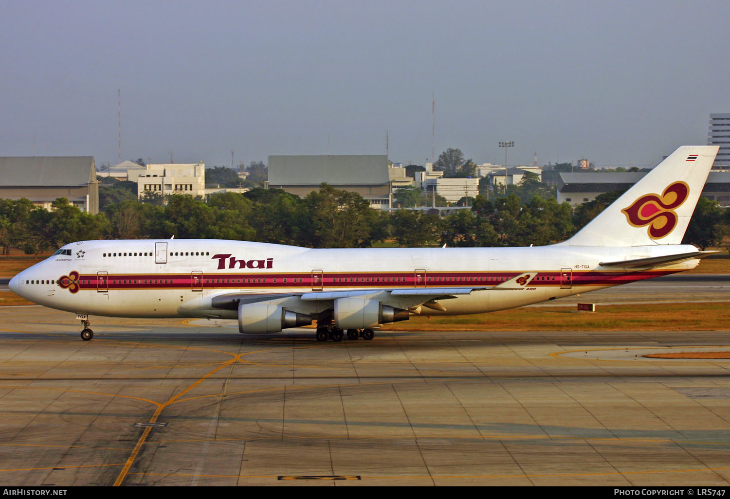 Aircraft Photo of HS-TGA | Boeing 747-4D7 | Thai Airways International | AirHistory.net #367443