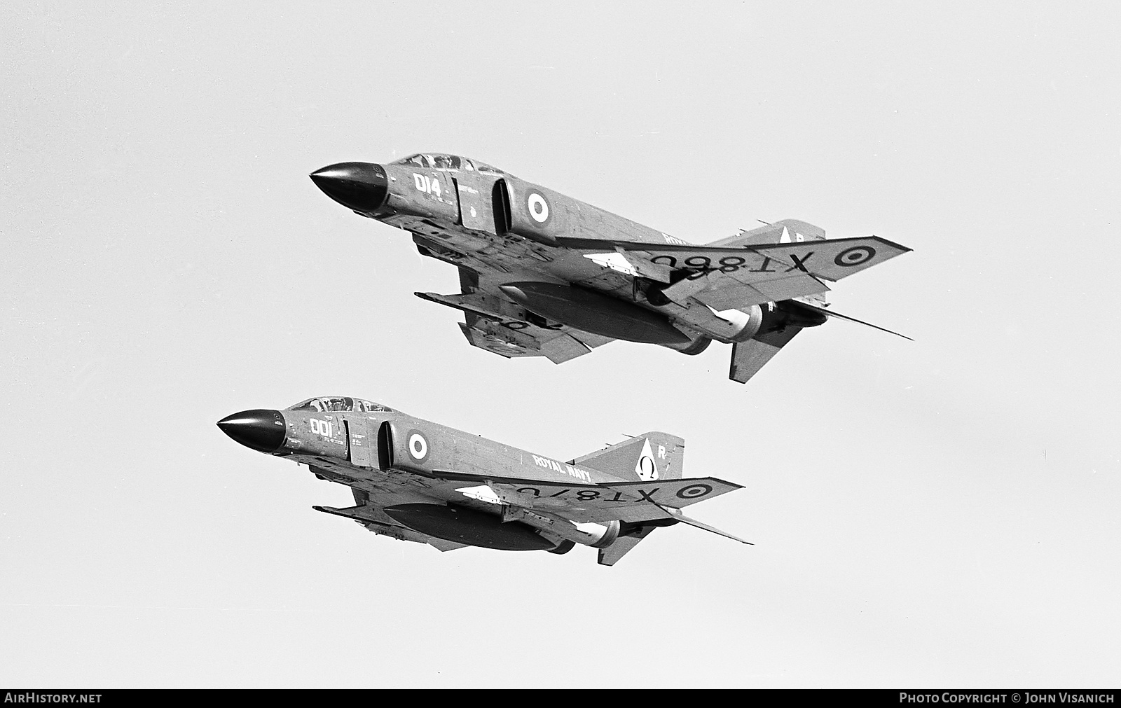 Aircraft Photo of XT860 | McDonnell Douglas F-4K Phantom FG1 | UK - Navy | AirHistory.net #367494