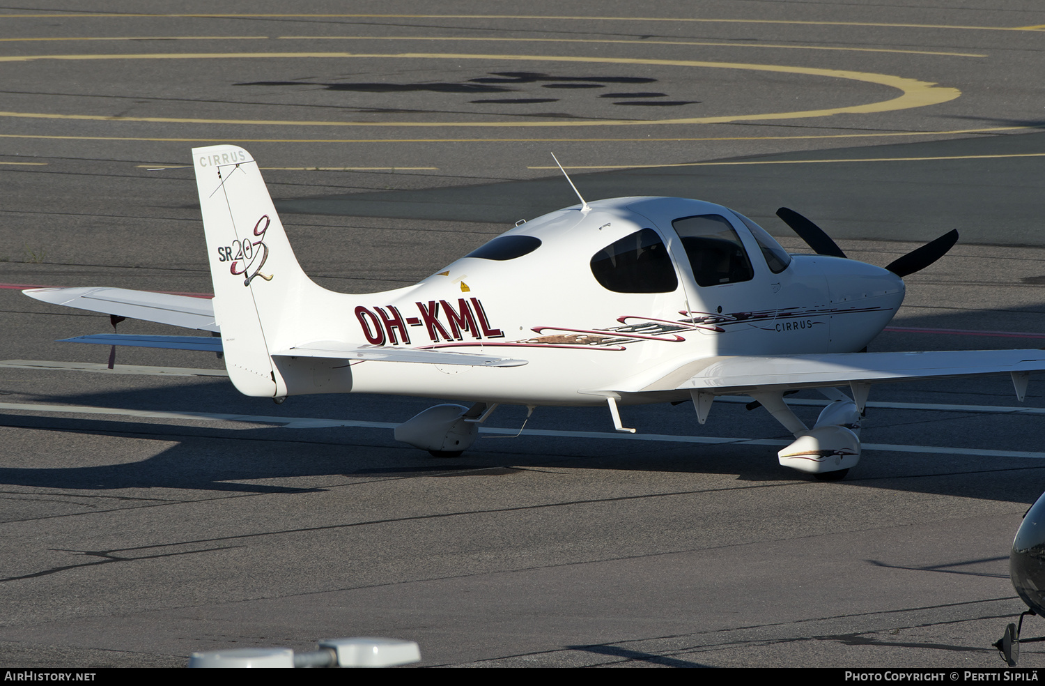 Aircraft Photo of OH-KML | Cirrus SR-20 G2 | AirHistory.net #367512