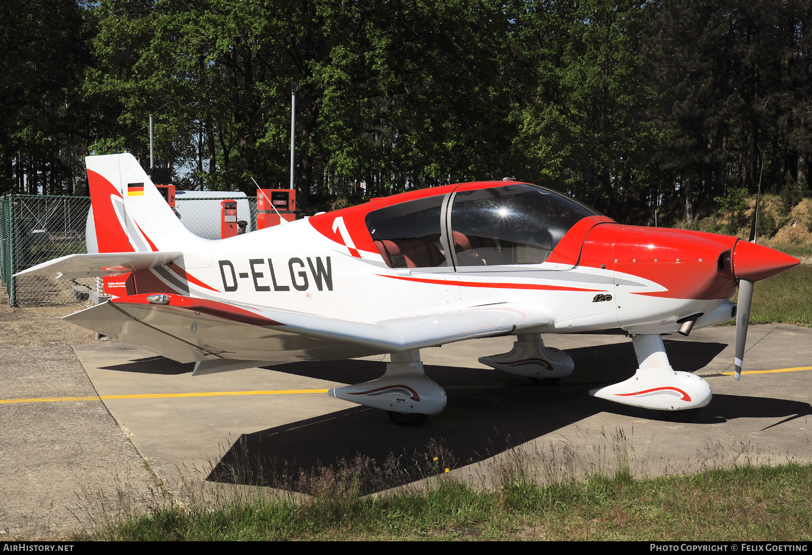 Aircraft Photo of D-ELGW | Robin DR-400-120 | AirHistory.net #367573