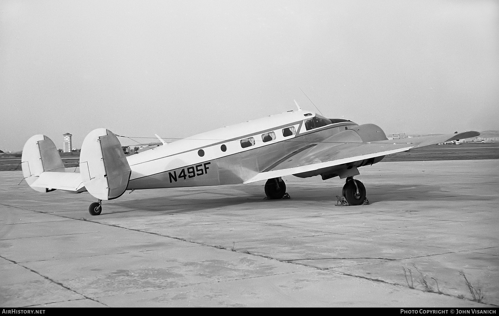 Aircraft Photo of N495F | Beech D18S | AirHistory.net #367690
