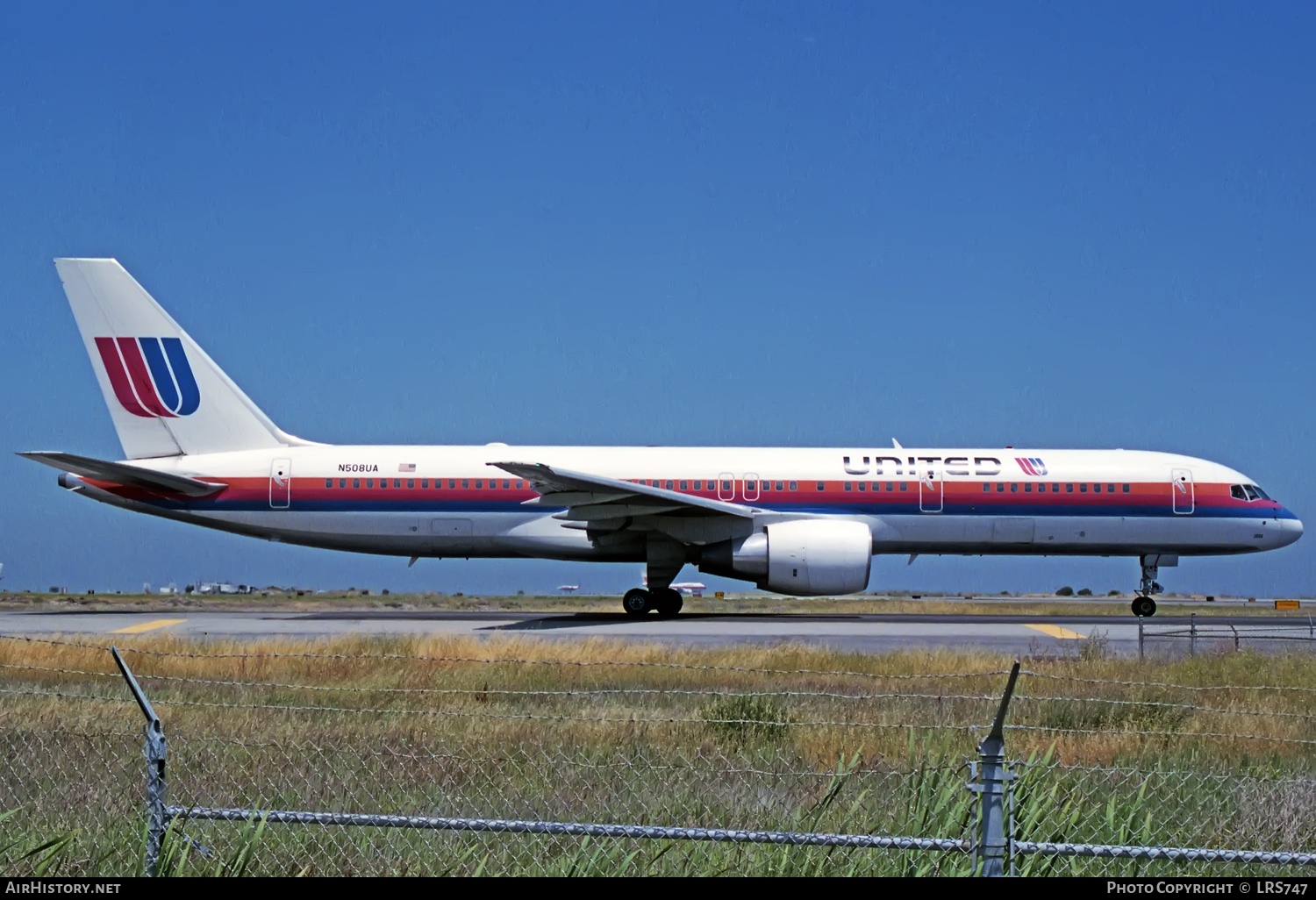 Aircraft Photo of N508UA | Boeing 757-222 | United Airlines | AirHistory.net #367712