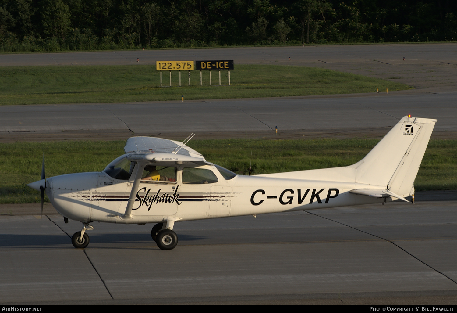 Aircraft Photo of C-GVKP | Cessna 172N Skyhawk | AirHistory.net #367766