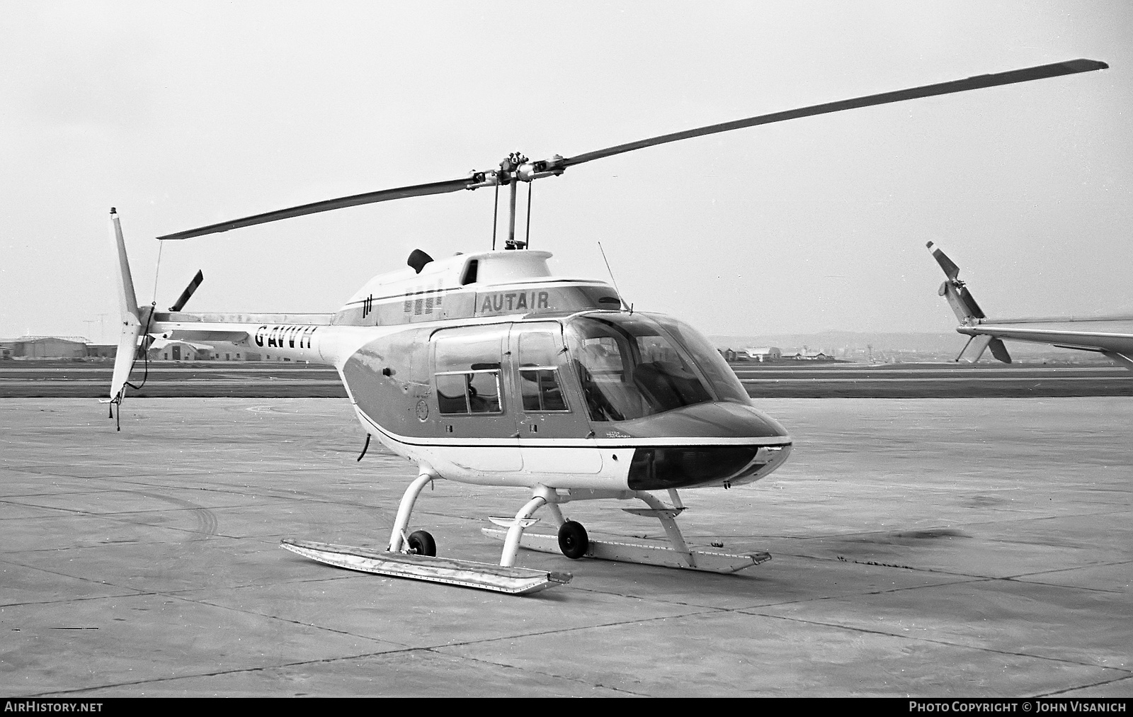 Aircraft Photo of G-AVVH | Bell AB-206A JetRanger | Autair International | AirHistory.net #367814