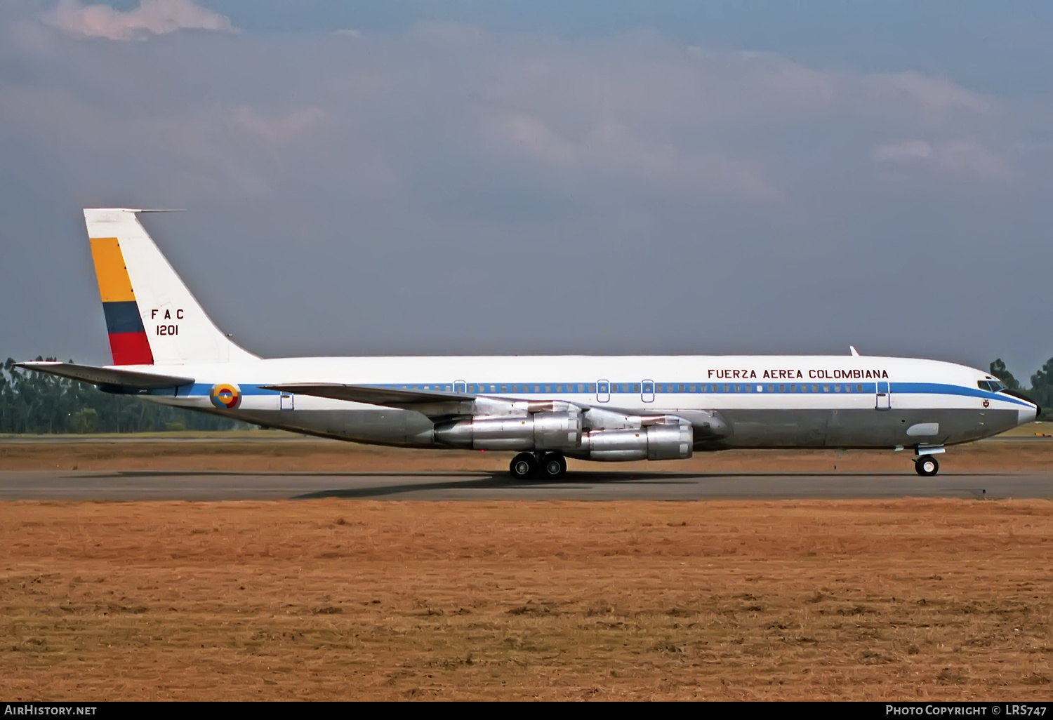 Aircraft Photo of FAC1201 | Boeing 707-373C | Colombia - Air Force | AirHistory.net #367843