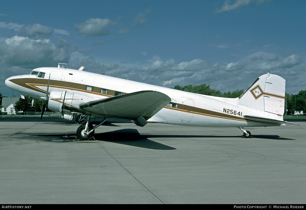 Aircraft Photo of N25641 | Douglas DC-3(C) | AirHistory.net #367985
