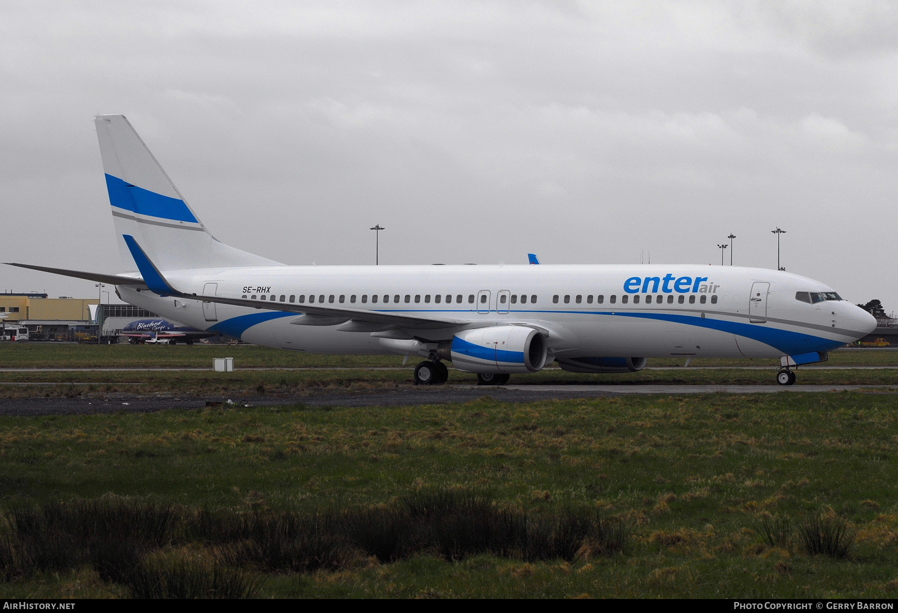 Aircraft Photo of SE-RHX | Boeing 737-86N | Enter Air | AirHistory.net #368038