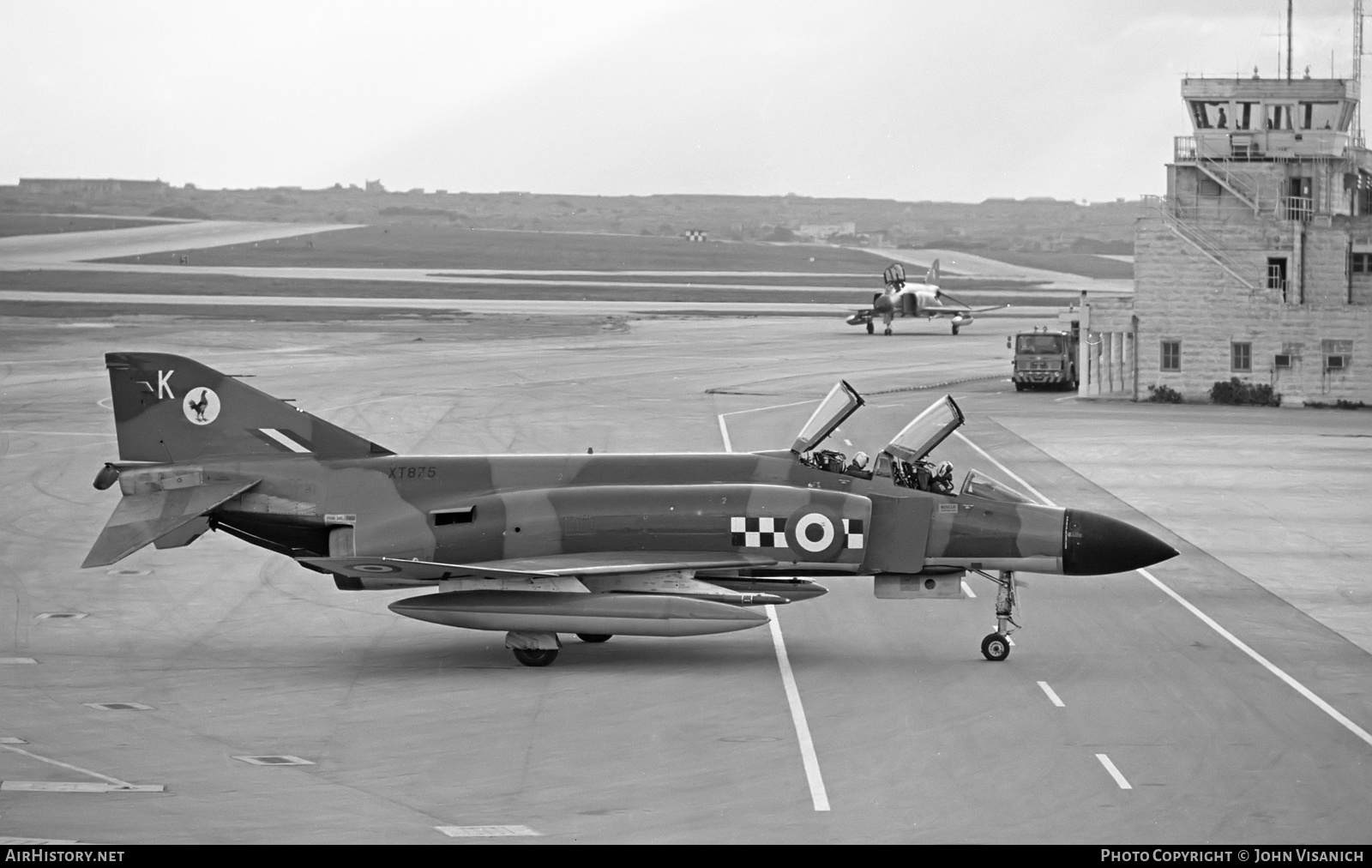 Aircraft Photo of XT875 | McDonnell Douglas F-4K Phantom FG1 | UK - Air Force | AirHistory.net #368088