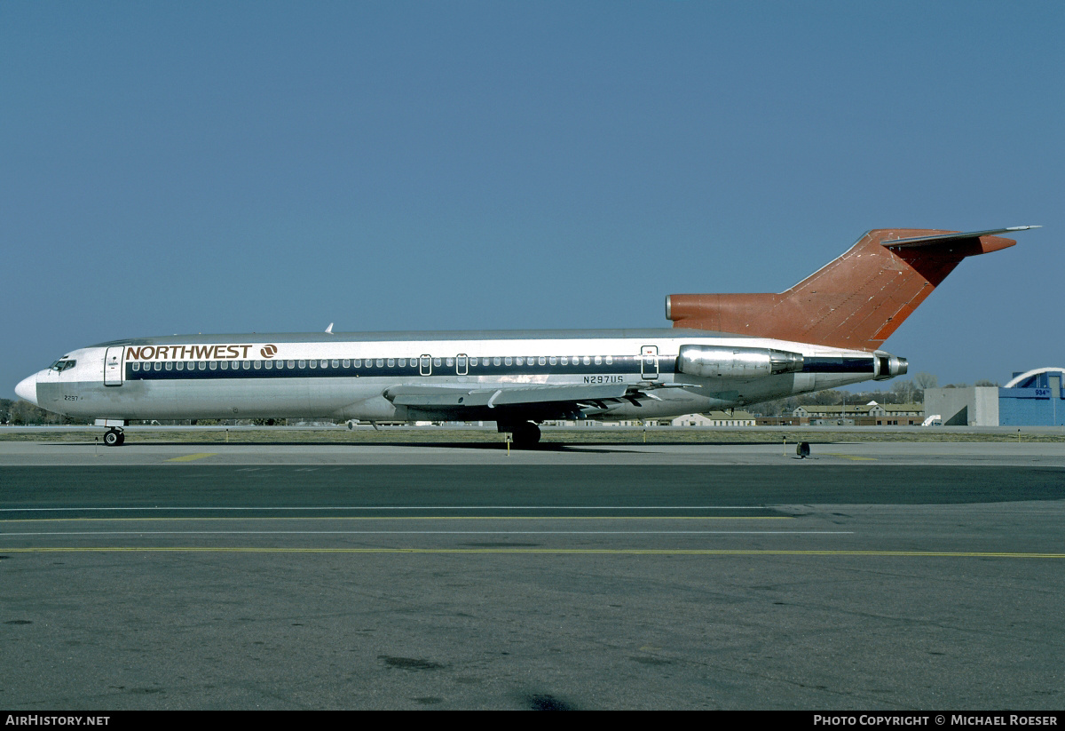 Aircraft Photo of N297US | Boeing 727-251/Adv | Northwest Airlines | AirHistory.net #368136