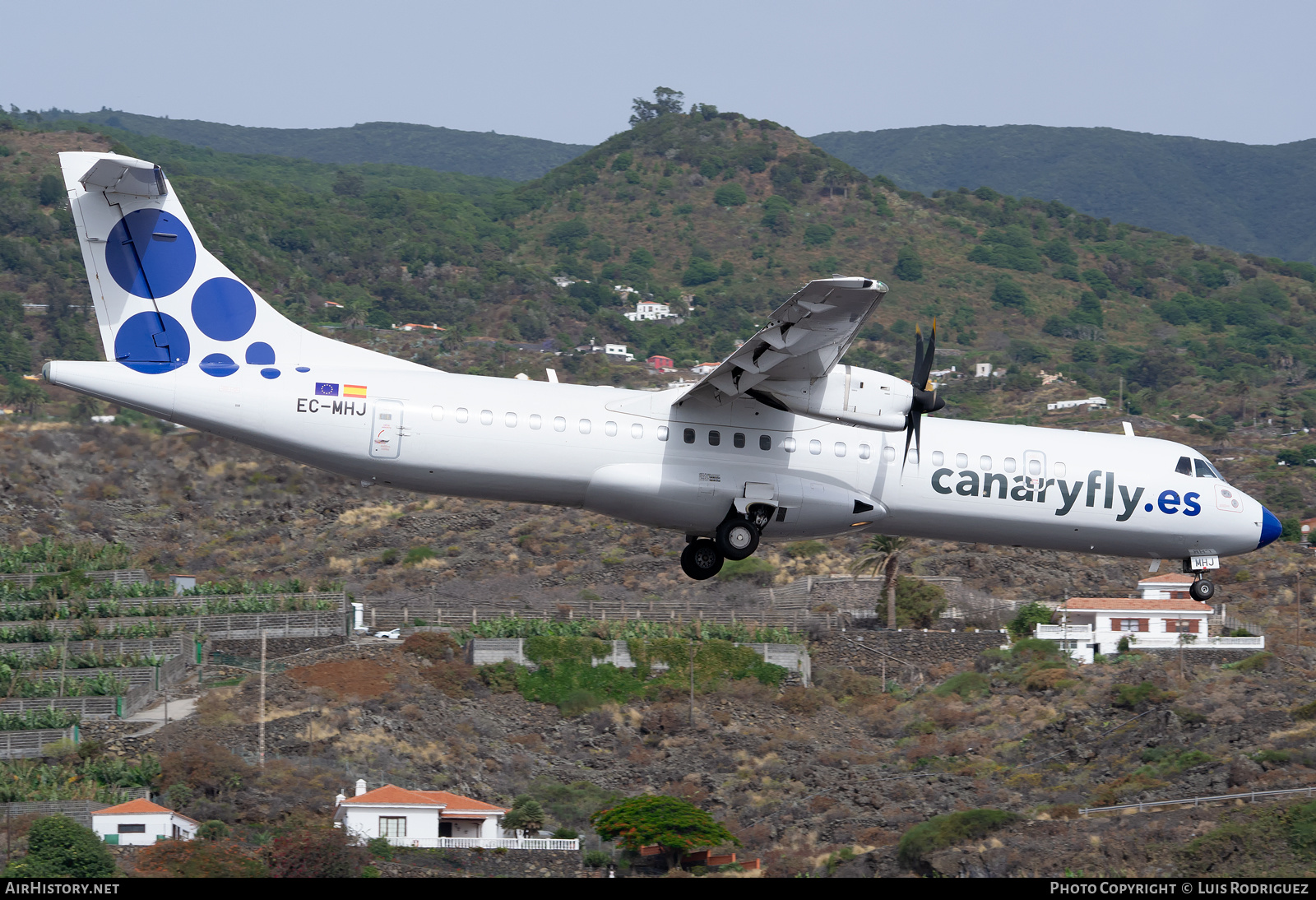 Aircraft Photo of EC-MHJ | ATR ATR-72-500 (ATR-72-212A) | Canaryfly | AirHistory.net #368141
