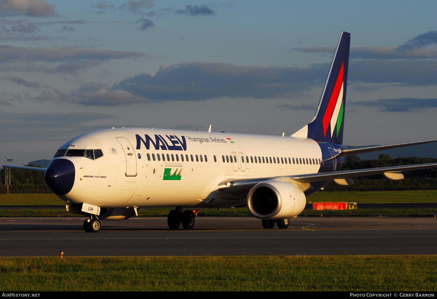 Aircraft Photo of HA-LOH | Boeing 737-83N | Malév - Hungarian Airlines | AirHistory.net #368223