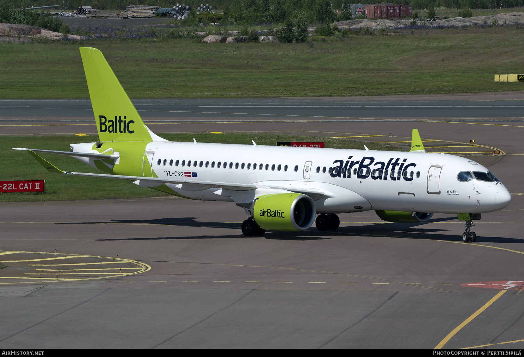 Aircraft Photo of YL-CSG | Bombardier CSeries CS300 (BD-500-1A11) | AirBaltic | AirHistory.net #368416