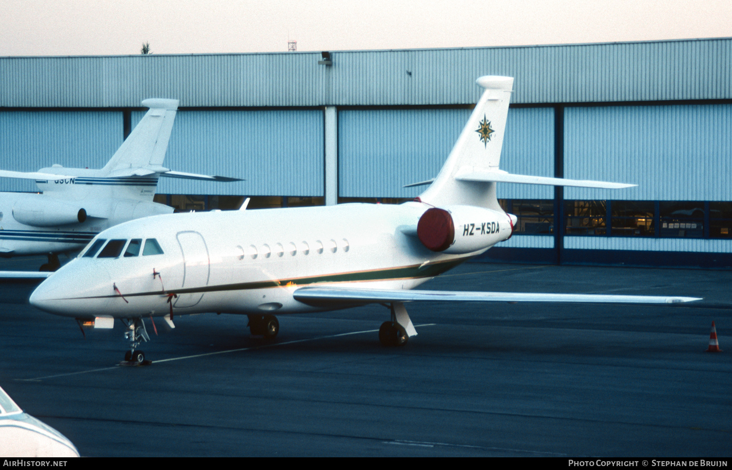Aircraft Photo of HZ-KSDA | Dassault Falcon 2000 | National Air Services | AirHistory.net #368451