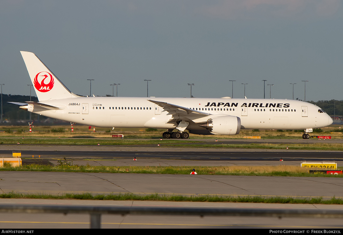 Aircraft Photo of JA864J | Boeing 787-9 Dreamliner | Japan Airlines - JAL | AirHistory.net #368495