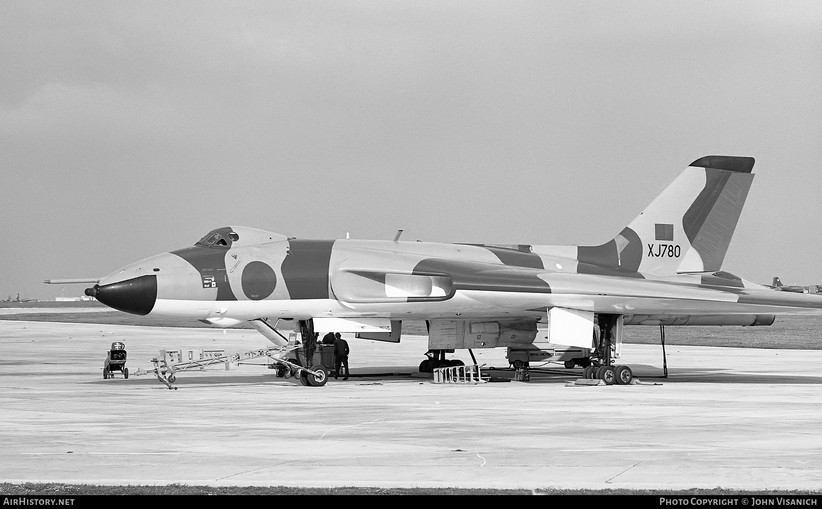 Aircraft Photo of XJ780 | Avro 698 Vulcan B.2 | UK - Air Force | AirHistory.net #368545