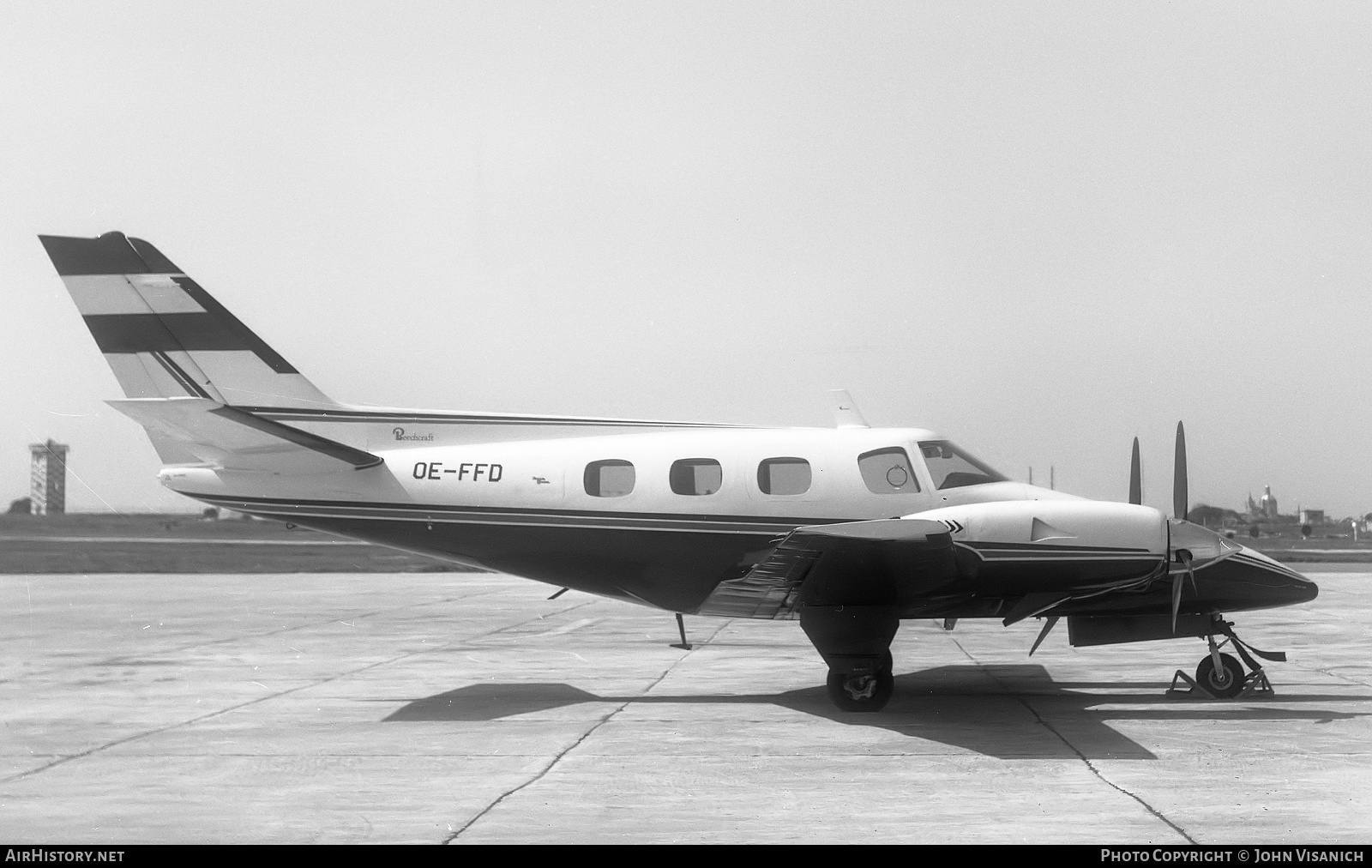 Aircraft Photo of OE-FFD | Beech B60 Duke | AirHistory.net #368617