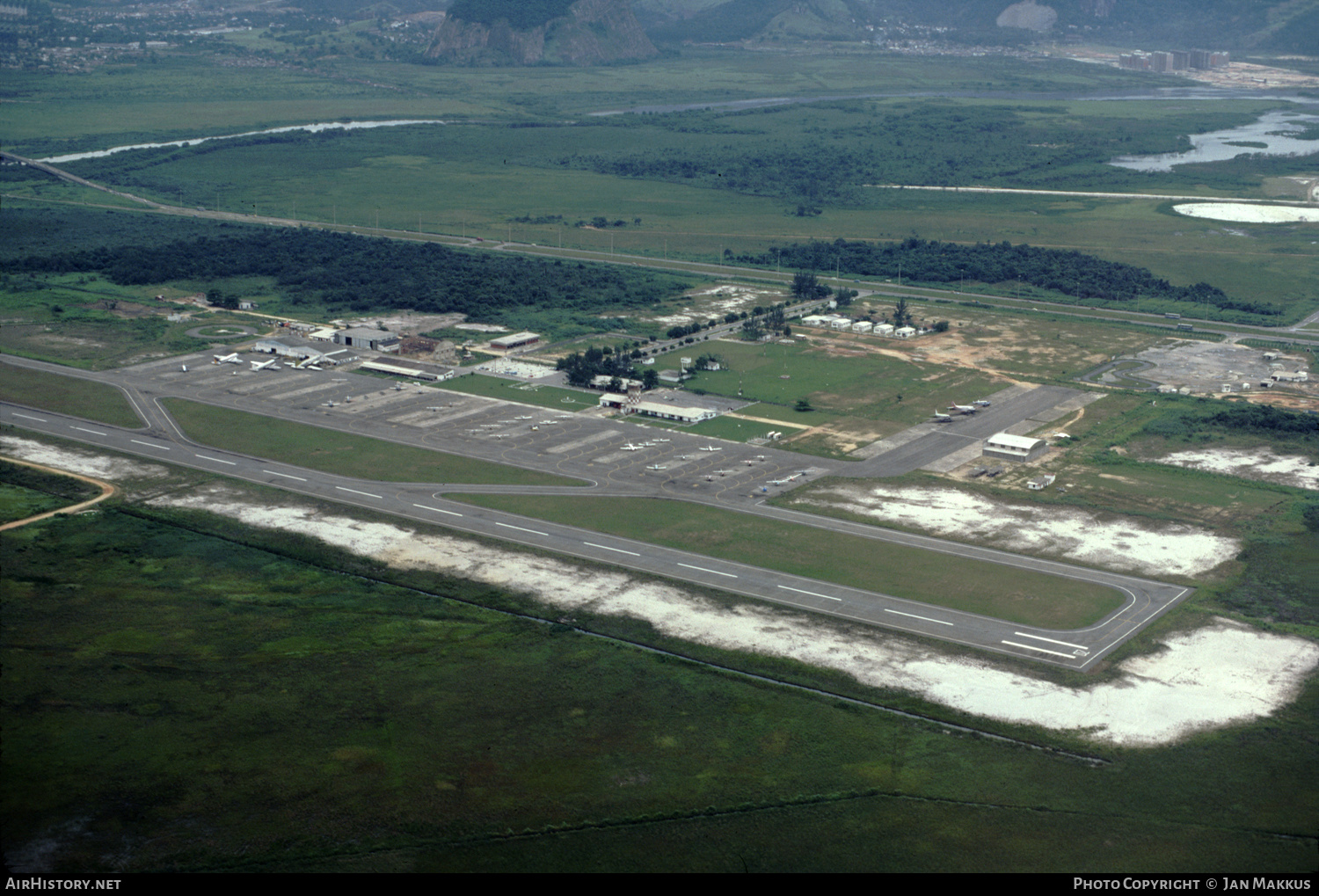 Airport photo of Rio de Janeiro - Jacarepaguá (SBJR) in Brazil | AirHistory.net #368630