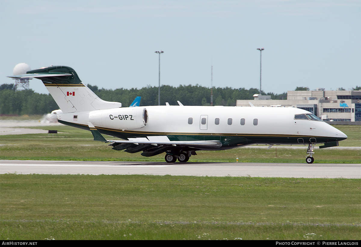 Aircraft Photo of C-GIPZ | Bombardier Challenger 300 (BD-100-1A10) | AirHistory.net #368652