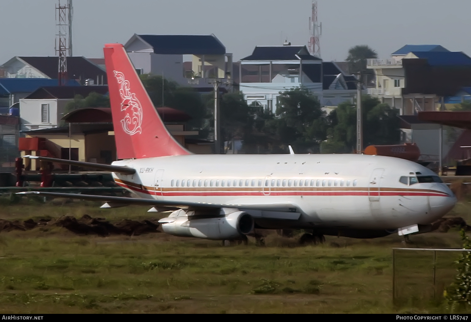 Aircraft Photo of XU-RKH | Boeing 737-232/Adv | AirHistory.net #368671