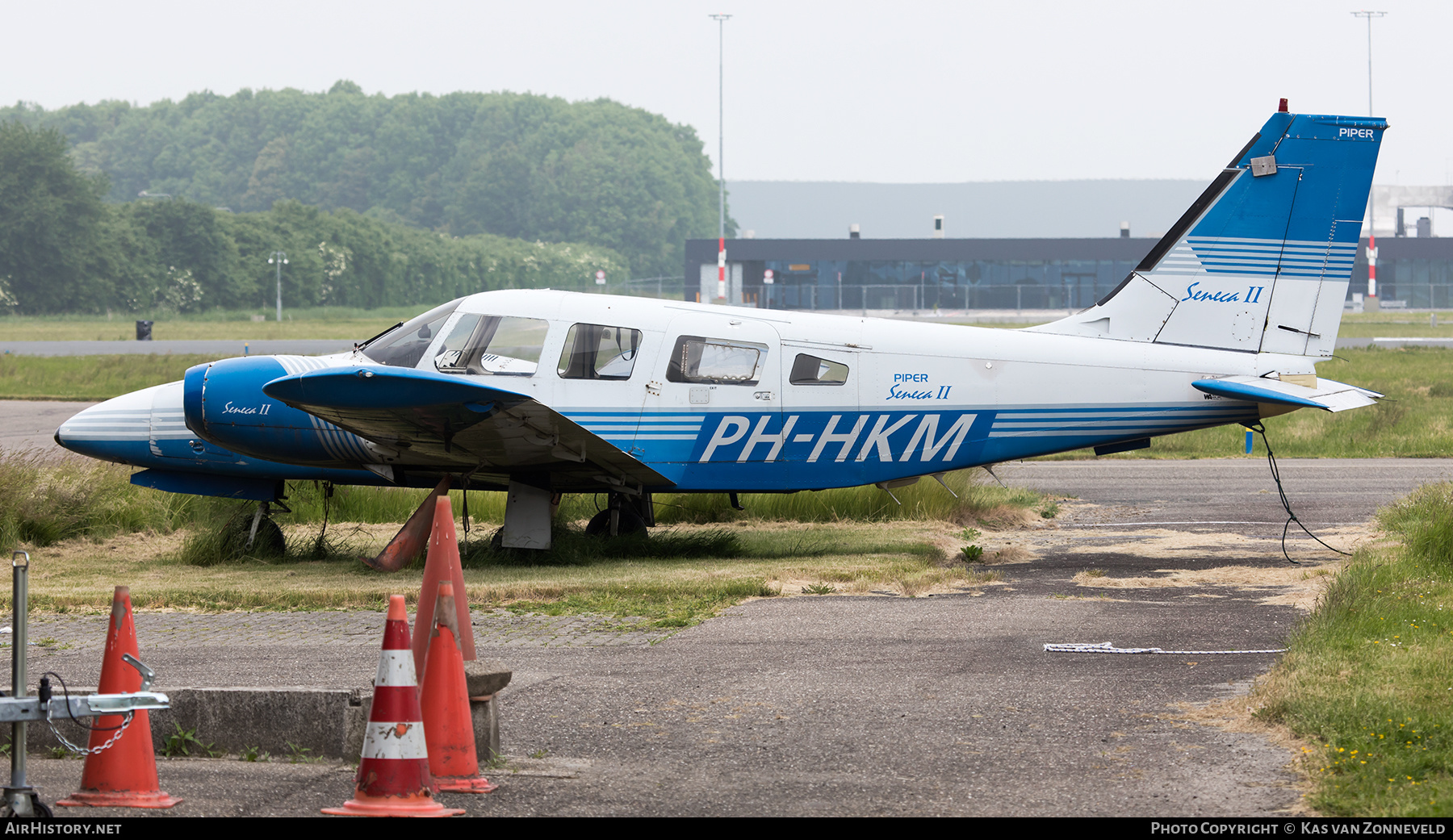 Aircraft Photo of PH-HKM | Piper PA-34-200T Seneca II | AirHistory.net #368706