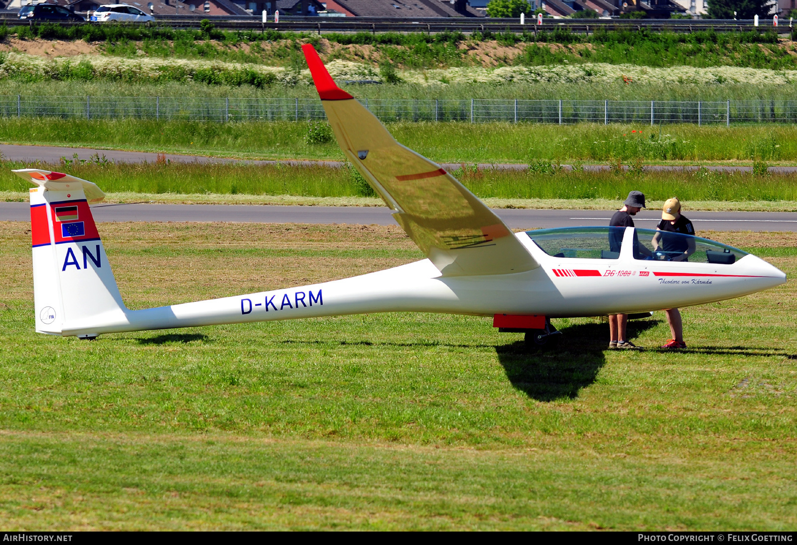 Aircraft Photo of D-KARM | DG Flugzeugbau DG-1000T | AirHistory.net #368743