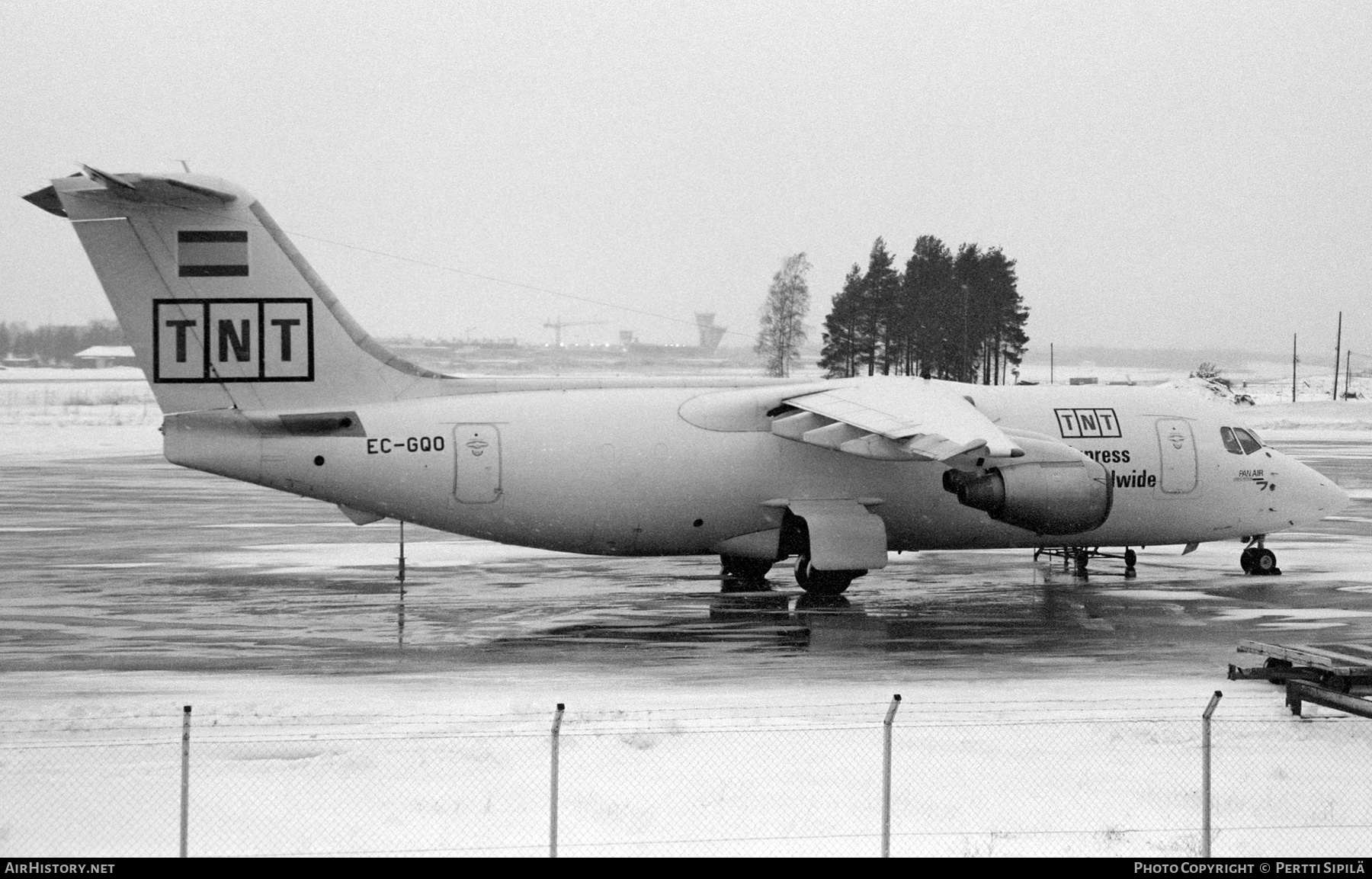 Aircraft Photo of EC-GQO | British Aerospace BAe-146-200QT Quiet Trader | TNT Express | AirHistory.net #368802