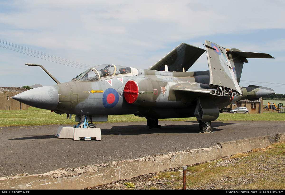 Aircraft Photo of XT288 | Hawker Siddeley Buccaneer S2B | UK - Air Force | AirHistory.net #368971