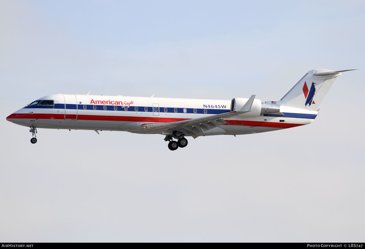 Aircraft Photo of N464SW | Bombardier CRJ-200LR (CL-600-2B19) | American Eagle | AirHistory.net #368977