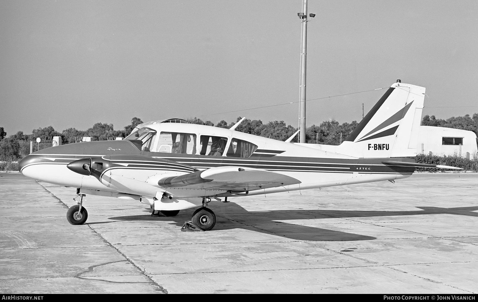 Aircraft Photo of F-BNFU | Piper PA-23-250 Aztec C | AirHistory.net #369121