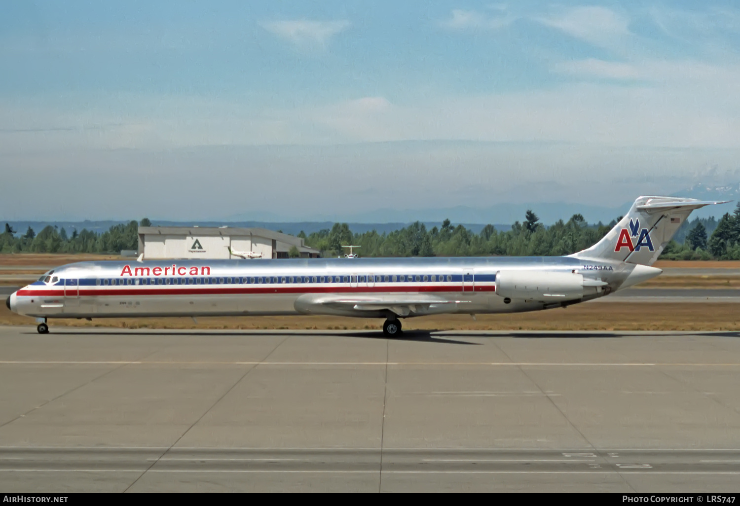 Aircraft Photo of N249AA | McDonnell Douglas MD-82 (DC-9-82) | American Airlines | AirHistory.net #369145