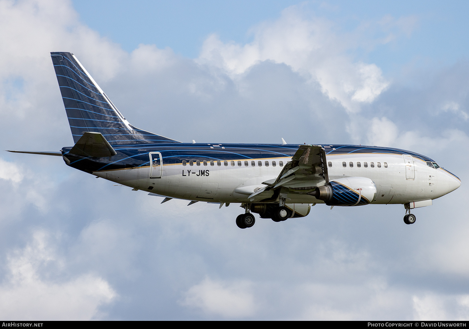 Aircraft Photo of LY-JMS | Boeing 737-522 | AirHistory.net #369198