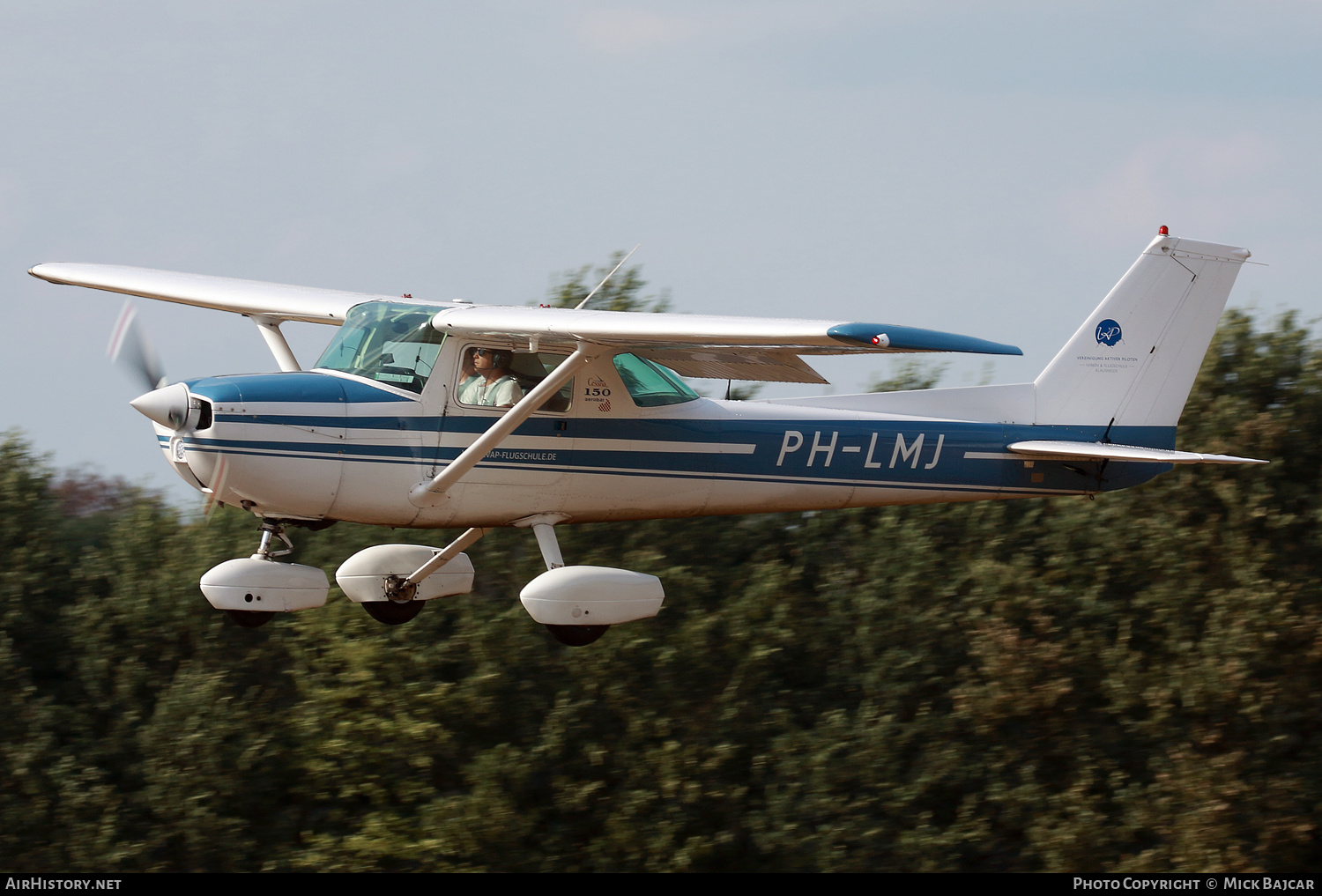 Aircraft Photo of PH-LMJ | Reims FA150L Aerobat | VAP Flugschule | AirHistory.net #369282